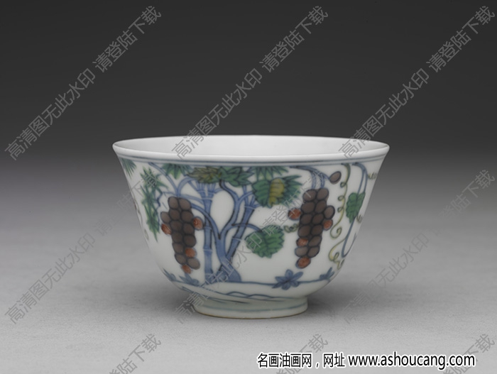 明成化 斗彩葡萄紋杯 高清大圖下載