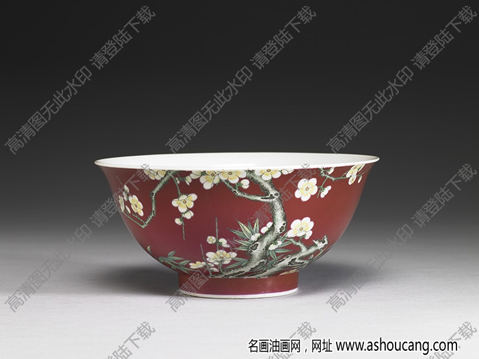 清雍正 瓷胎畫(huà)琺瑯紅地白梅花碗 高清大圖下載